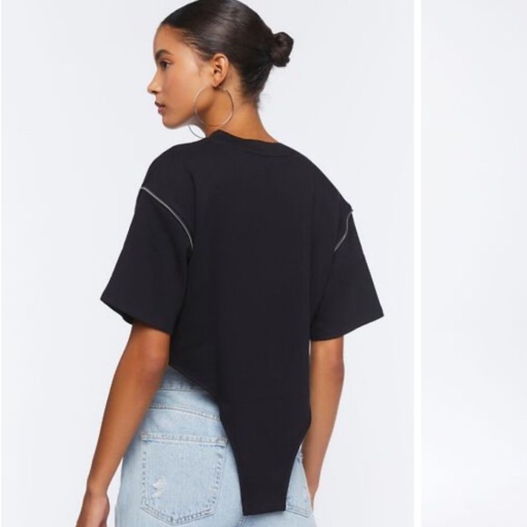 Forever21 Curved‎ Hem Cropped Tee - Picture 3 of 6